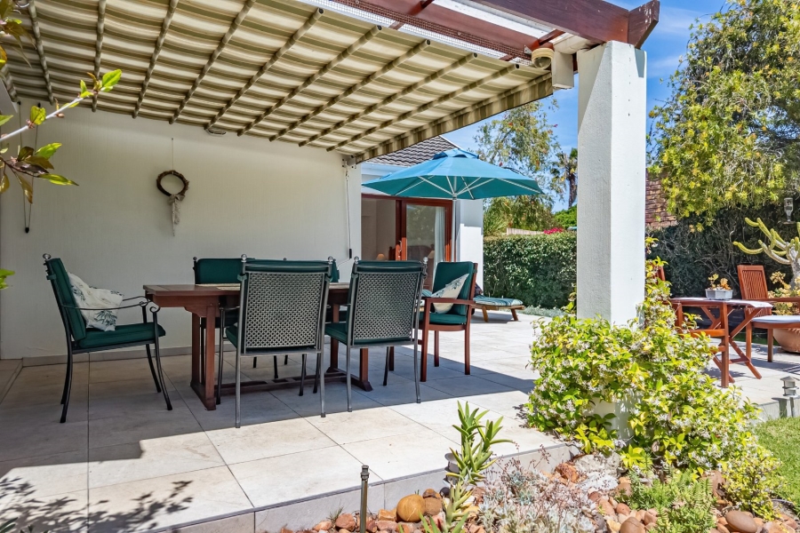 3 Bedroom Property for Sale in The Island Western Cape